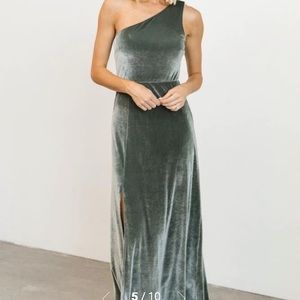 Baltic born one sleeve velvet dress, color Eucalyptus. Brand new & never worn.